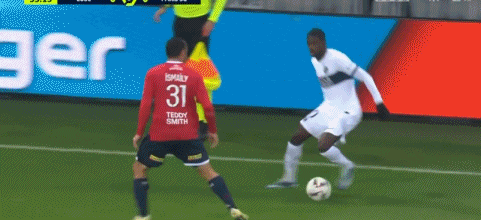 法甲赛报：姆巴佩点球未能拯救救世主 大卫第94分钟倒计时追平 巴黎1-1战平里尔